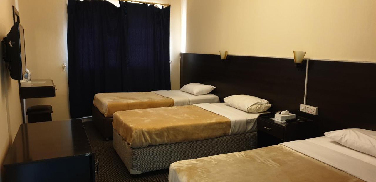 דובאי Royal Creek Hotel מראה חיצוני תמונה